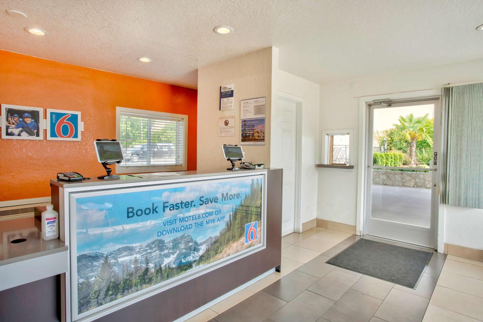 Motel 6-Salem, Or - Expo Center ภายนอก รูปภาพ