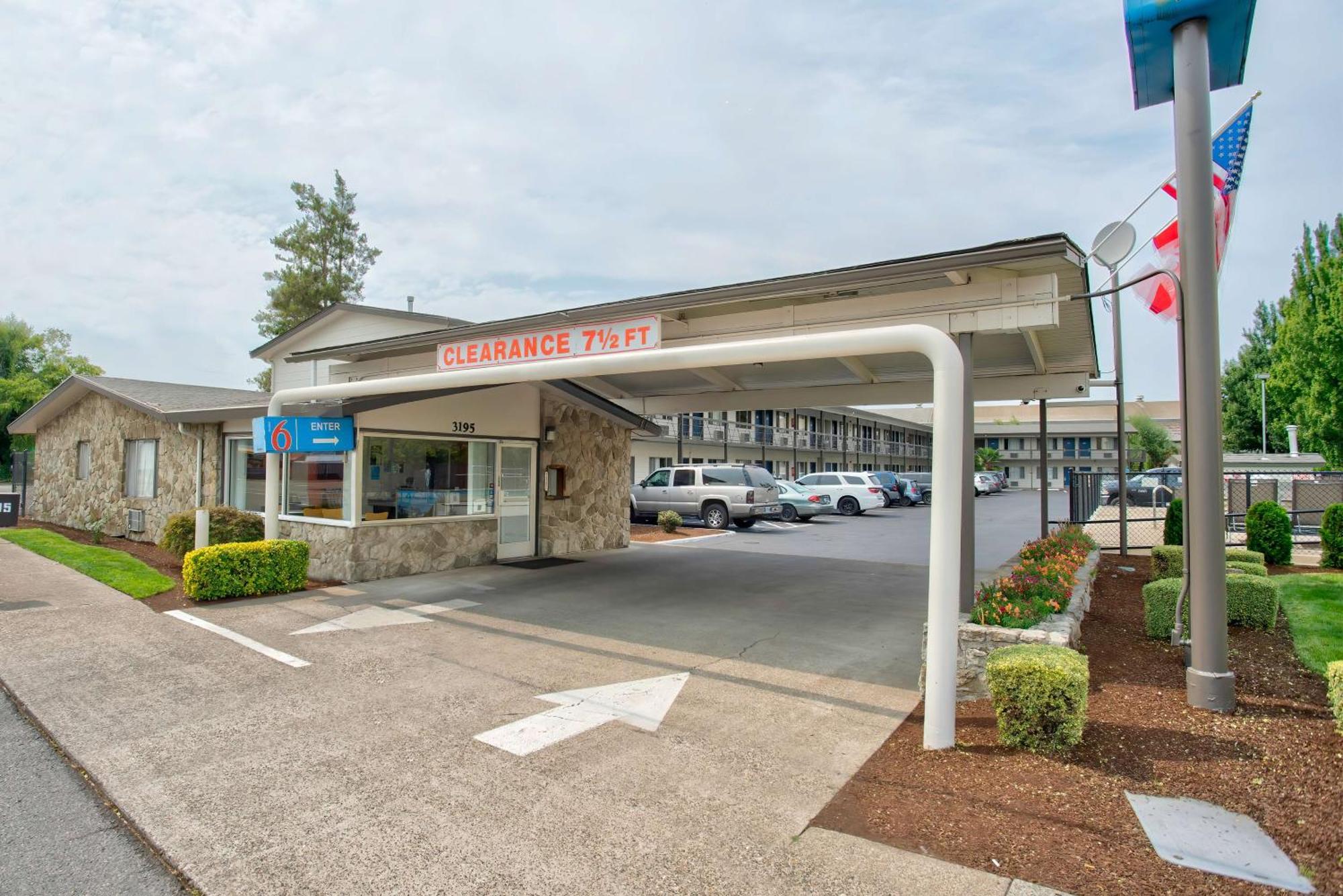 Motel 6-Salem, Or - Expo Center ภายนอก รูปภาพ
